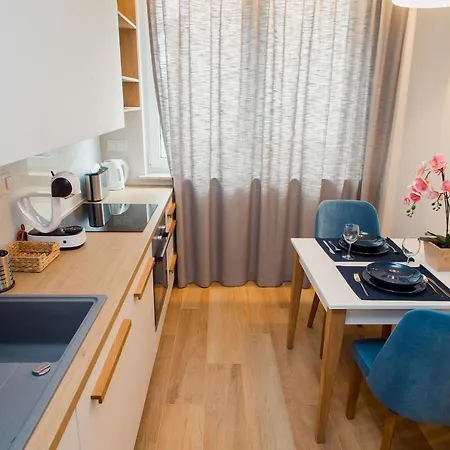 Shortstaypoland Apartment *