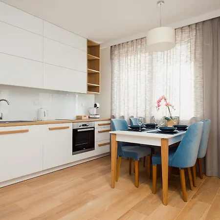 Shortstaypoland * Warsaw